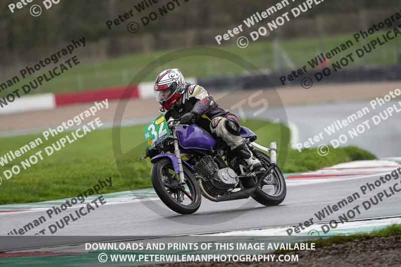 donington no limits trackday;donington park photographs;donington trackday photographs;no limits trackdays;peter wileman photography;trackday digital images;trackday photos